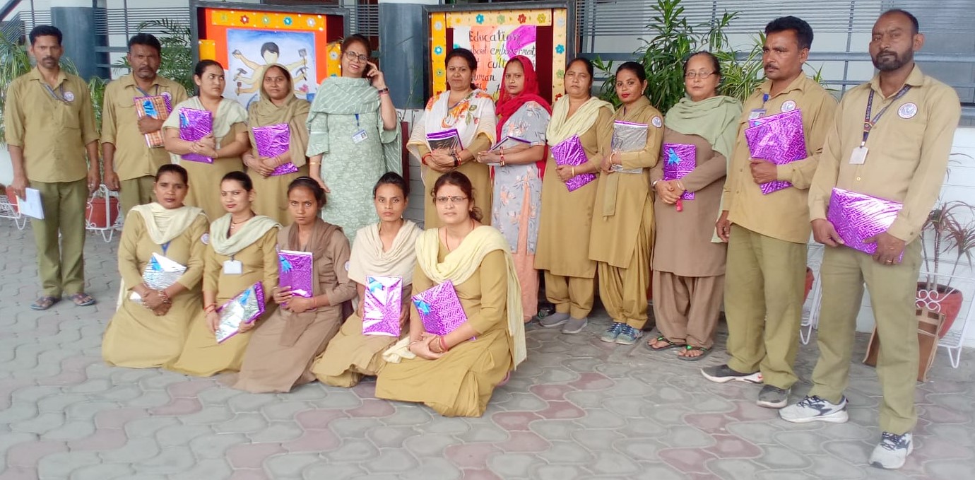 BVM Kitchlu Nagar Ludhiana paid gratitude to Sahayak Karamchais on *Labour Day*